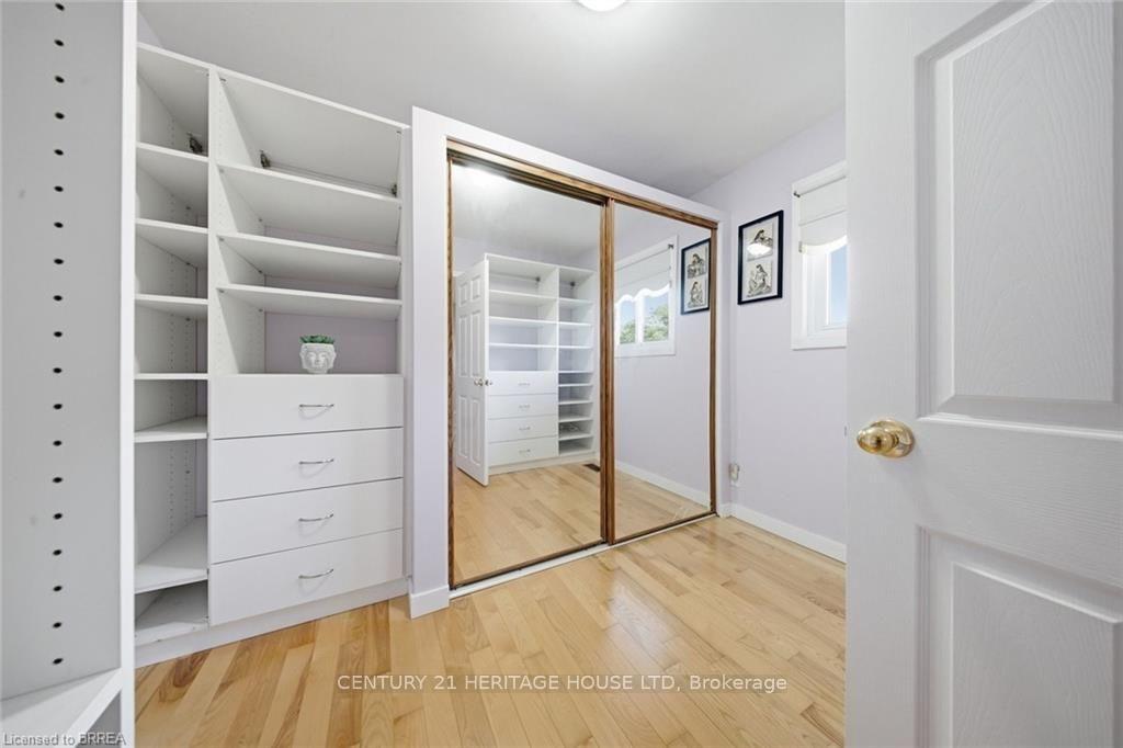 Photo 19 of 106 Memorial Drive, Brantford, Fairview/Greenbrier — HOMEH