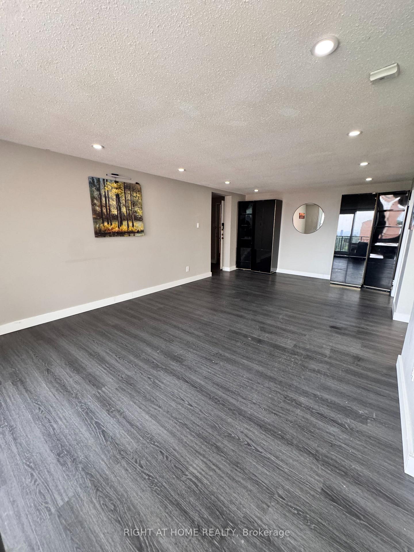 Photo 5 of Unit 1205, 1465 Baseline Road, Ottawa, Copeland Park — HOMEH
