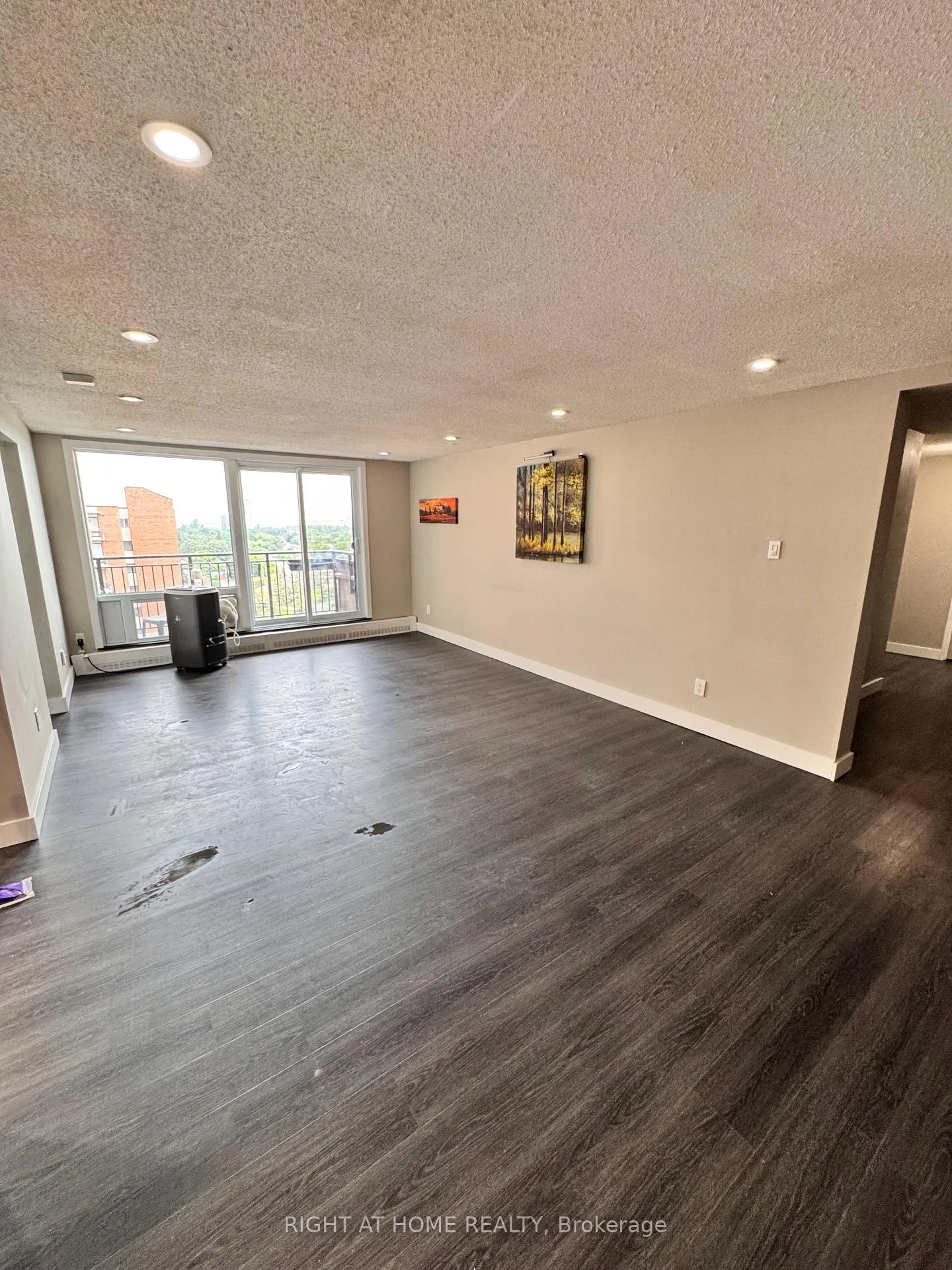 Photo 10 of Unit 1205, 1465 Baseline Road, Ottawa, Copeland Park — HOMEH