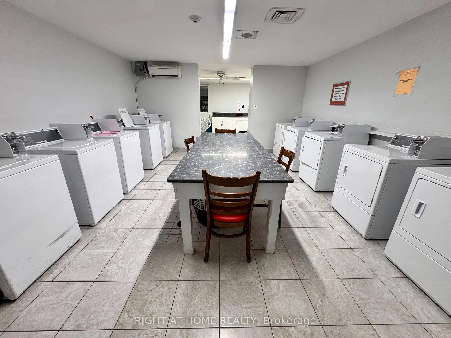 Photo 60 of Unit 1205, 1465 Baseline Road, Ottawa, Copeland Park — HOMEH