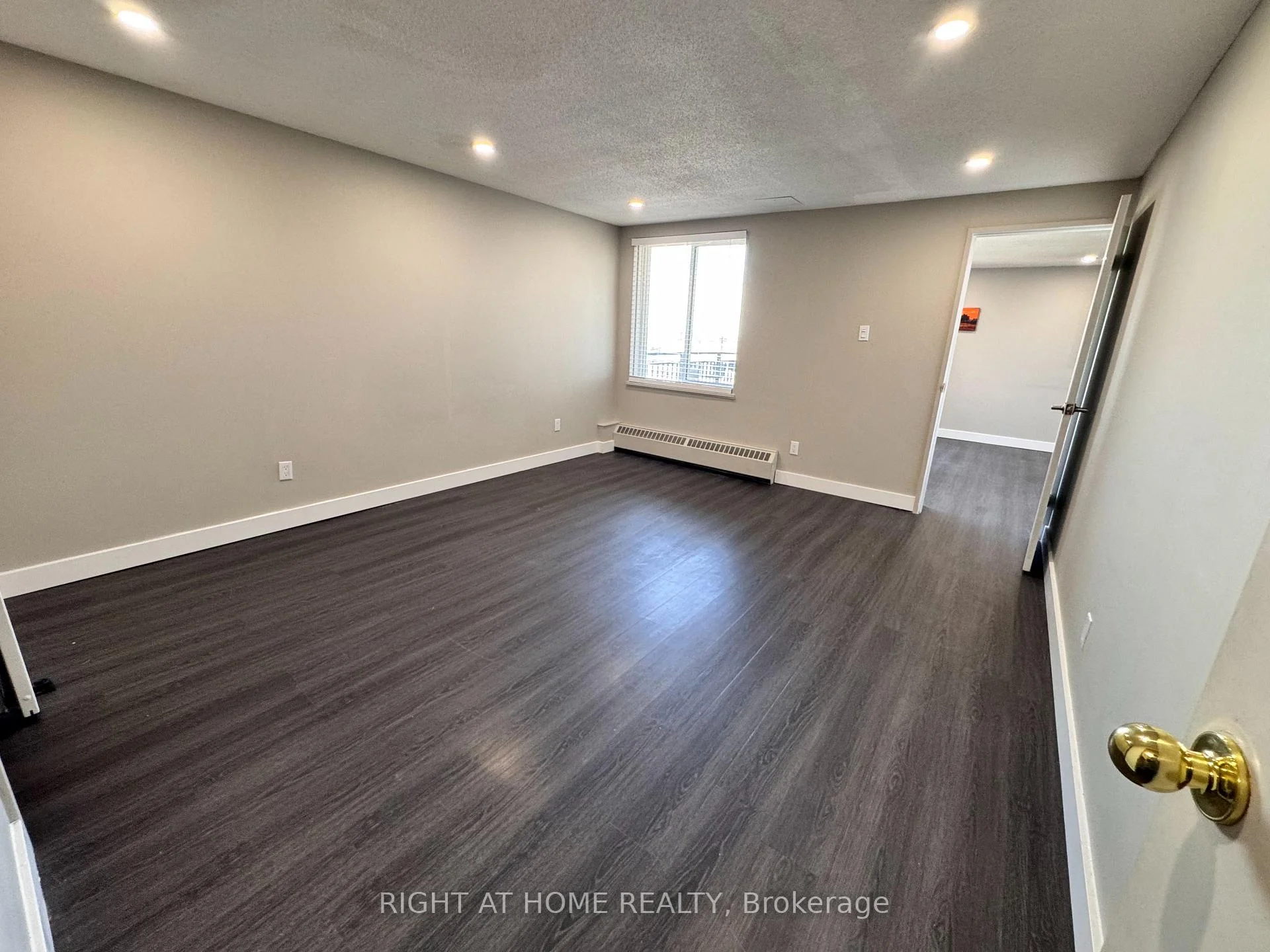 Photo 25 of Unit 1205, 1465 Baseline Road, Ottawa, Copeland Park — HOMEH