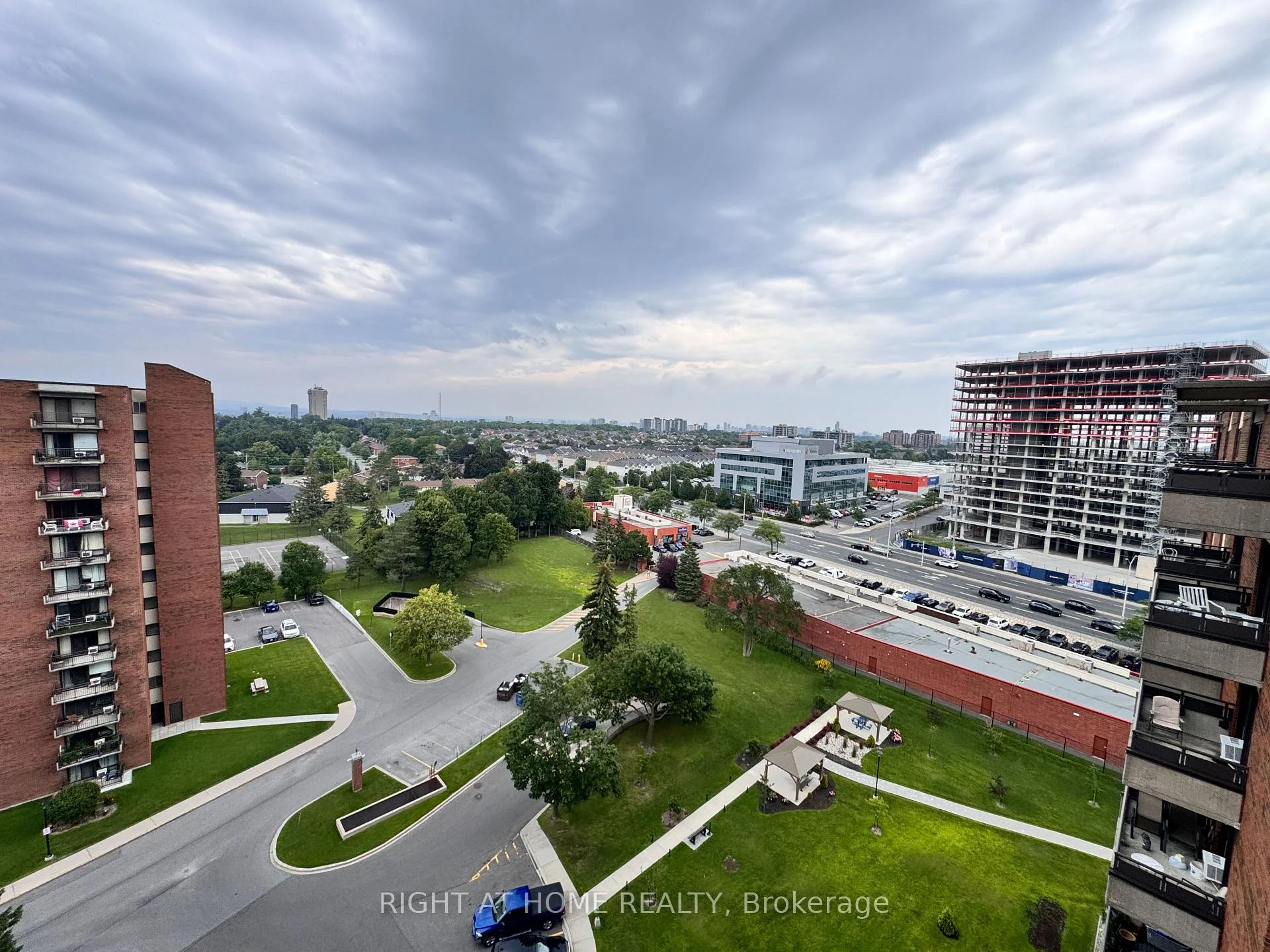 Photo 38 of Unit 1205, 1465 Baseline Road, Ottawa, Copeland Park — HOMEH