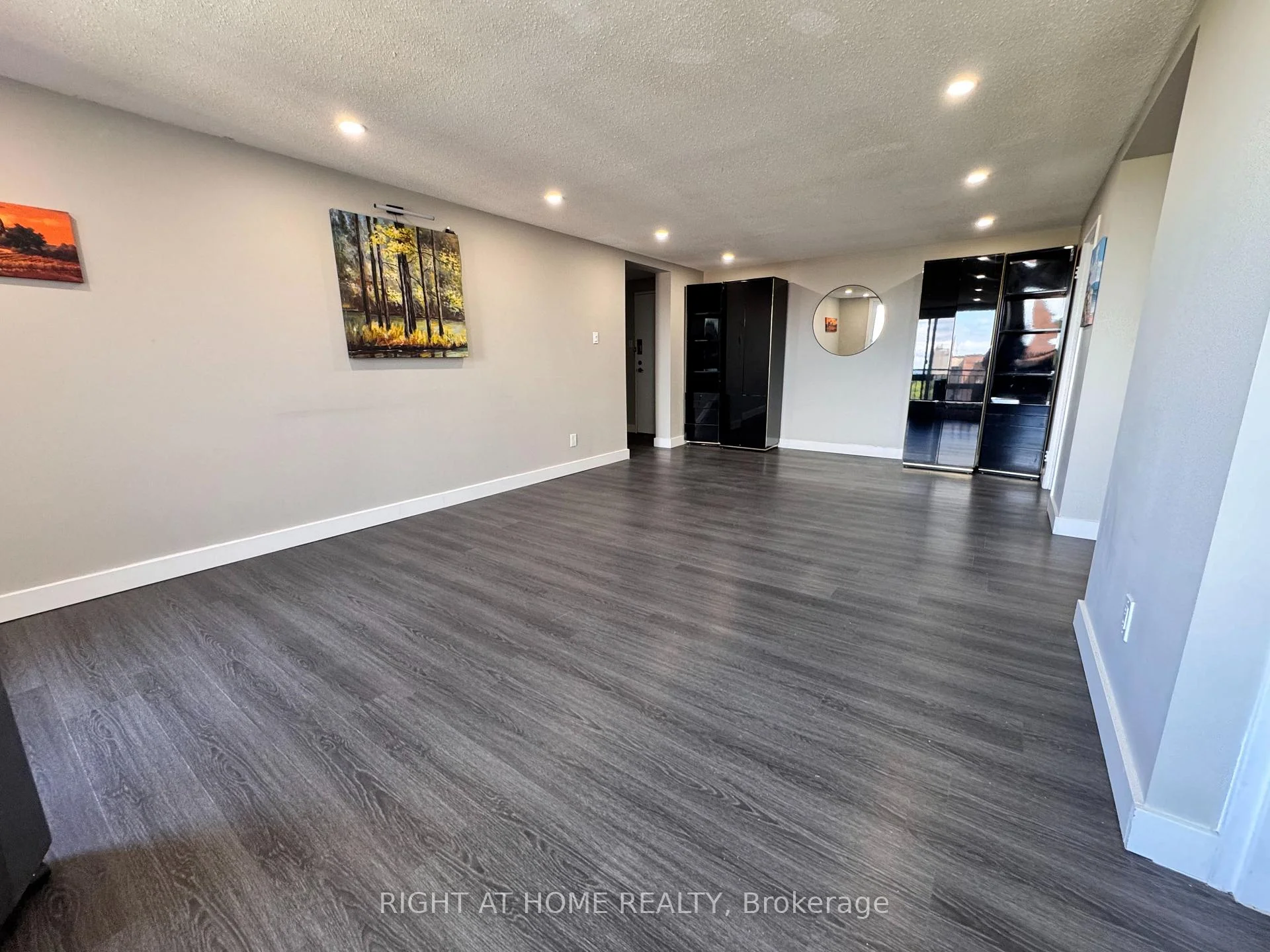 Photo 13 of Unit 1205, 1465 Baseline Road, Ottawa, Copeland Park — HOMEH