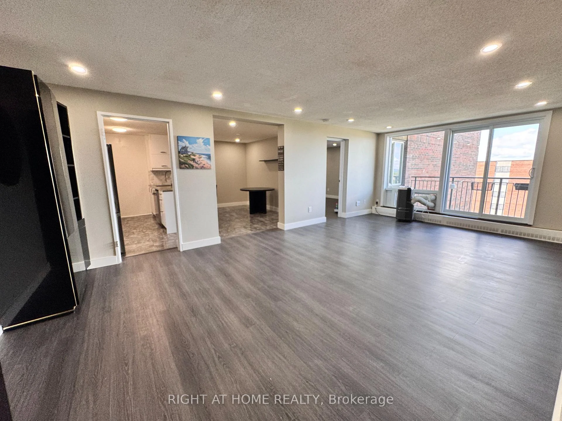 Photo 20 of Unit 1205, 1465 Baseline Road, Ottawa, Copeland Park — HOMEH