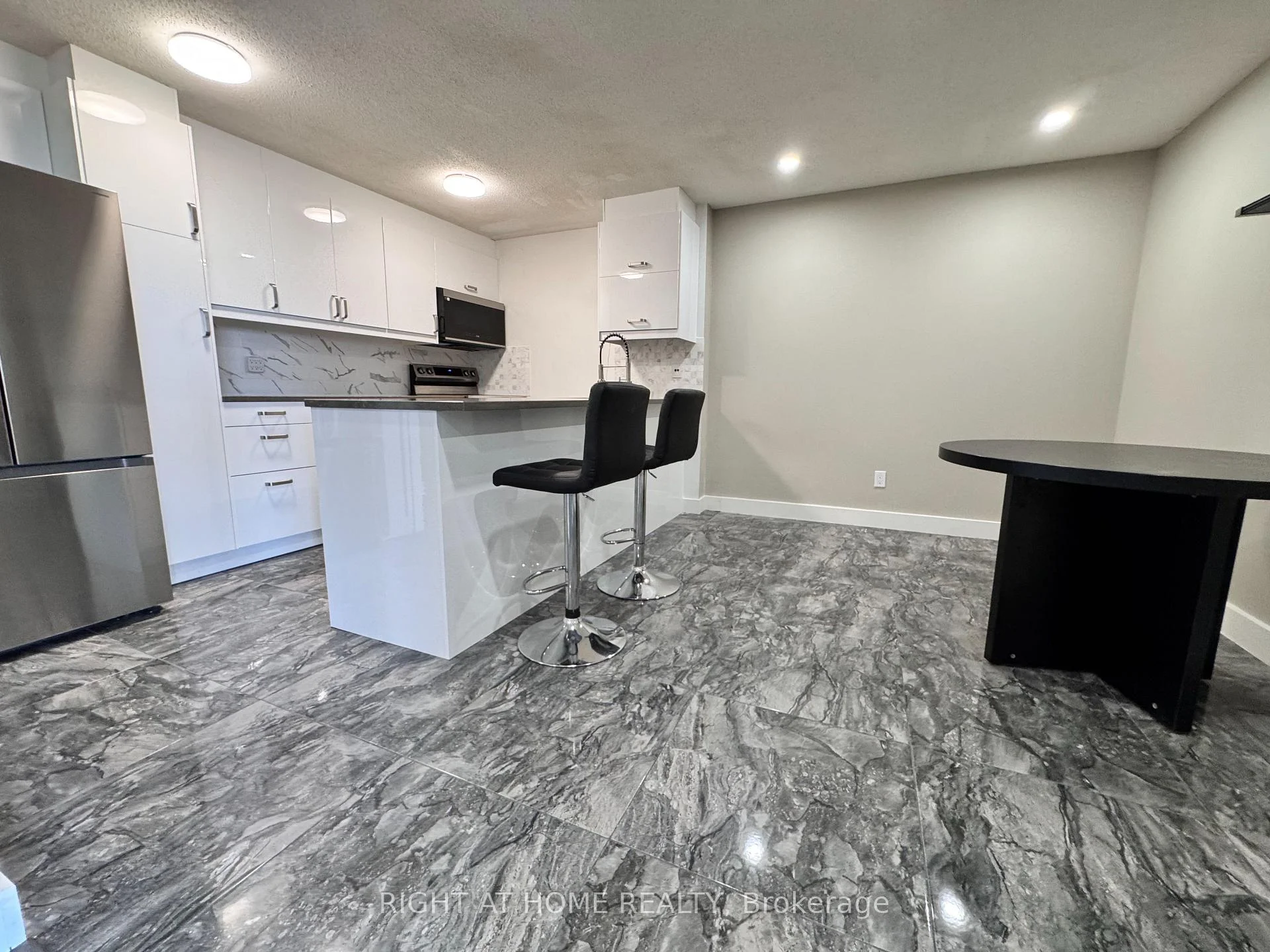 Photo 39 of Unit 1205, 1465 Baseline Road, Ottawa, Copeland Park — HOMEH
