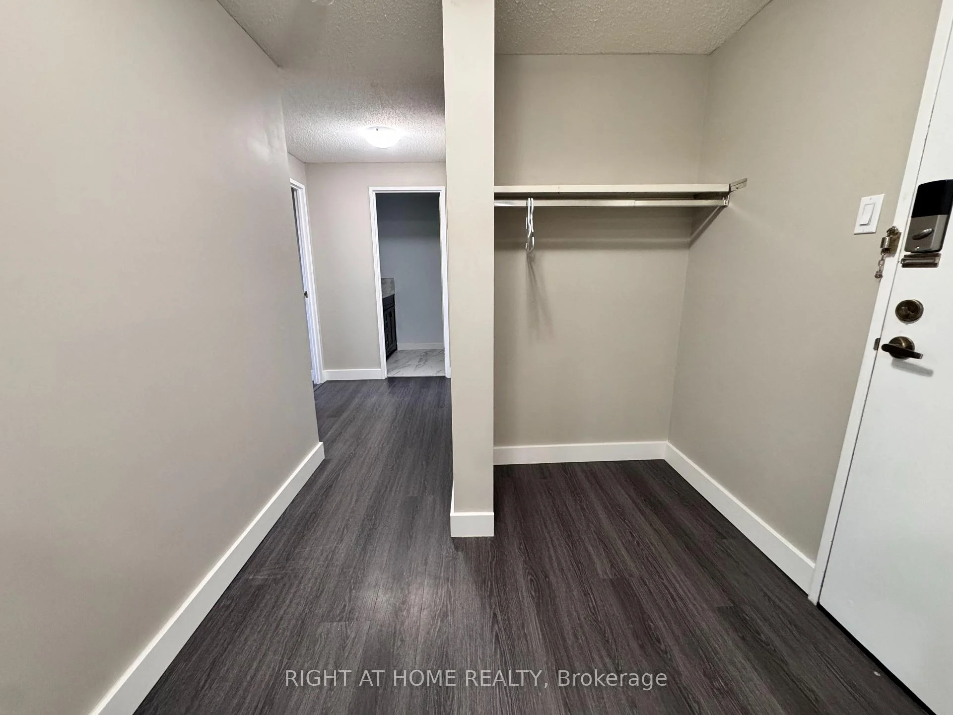 Photo 11 of Unit 1205, 1465 Baseline Road, Ottawa, Copeland Park — HOMEH