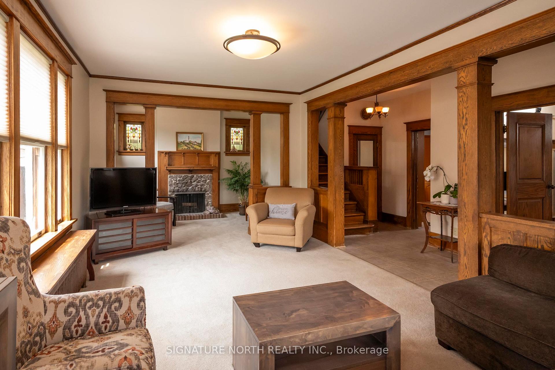 Photo 10 of 74 Prospect Avenue, Thunder Bay, College Heights — HOMEH