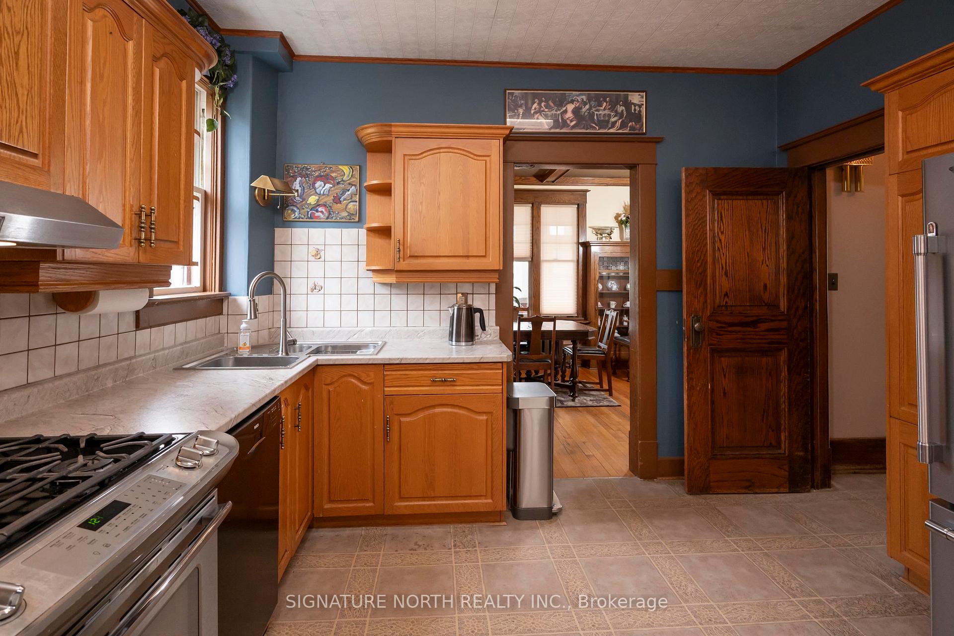 Photo 15 of 74 Prospect Avenue, Thunder Bay, College Heights — HOMEH