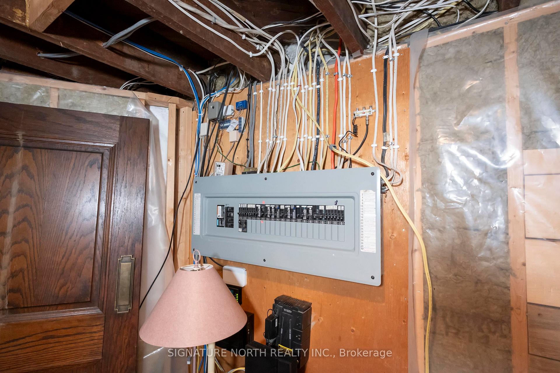 Photo 39 of 74 Prospect Avenue, Thunder Bay, College Heights — HOMEH