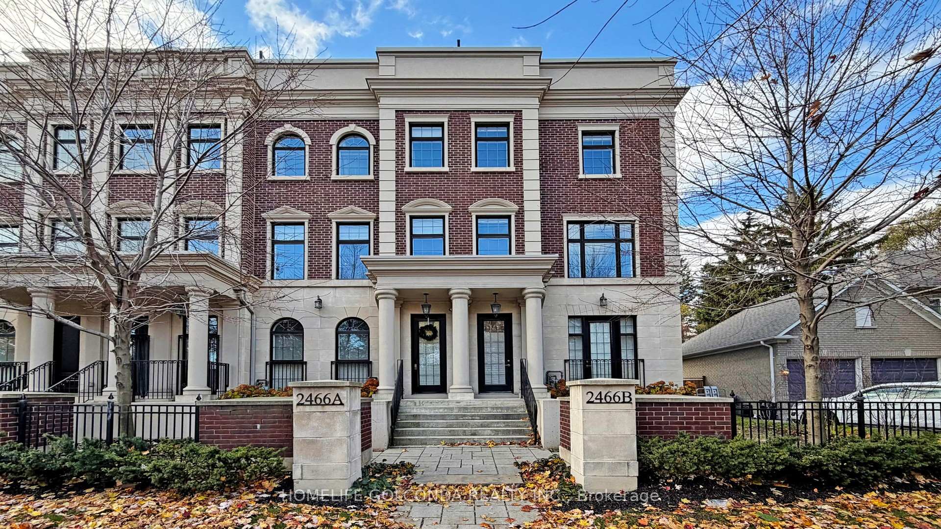 Front of 2466B Bayview Avenue