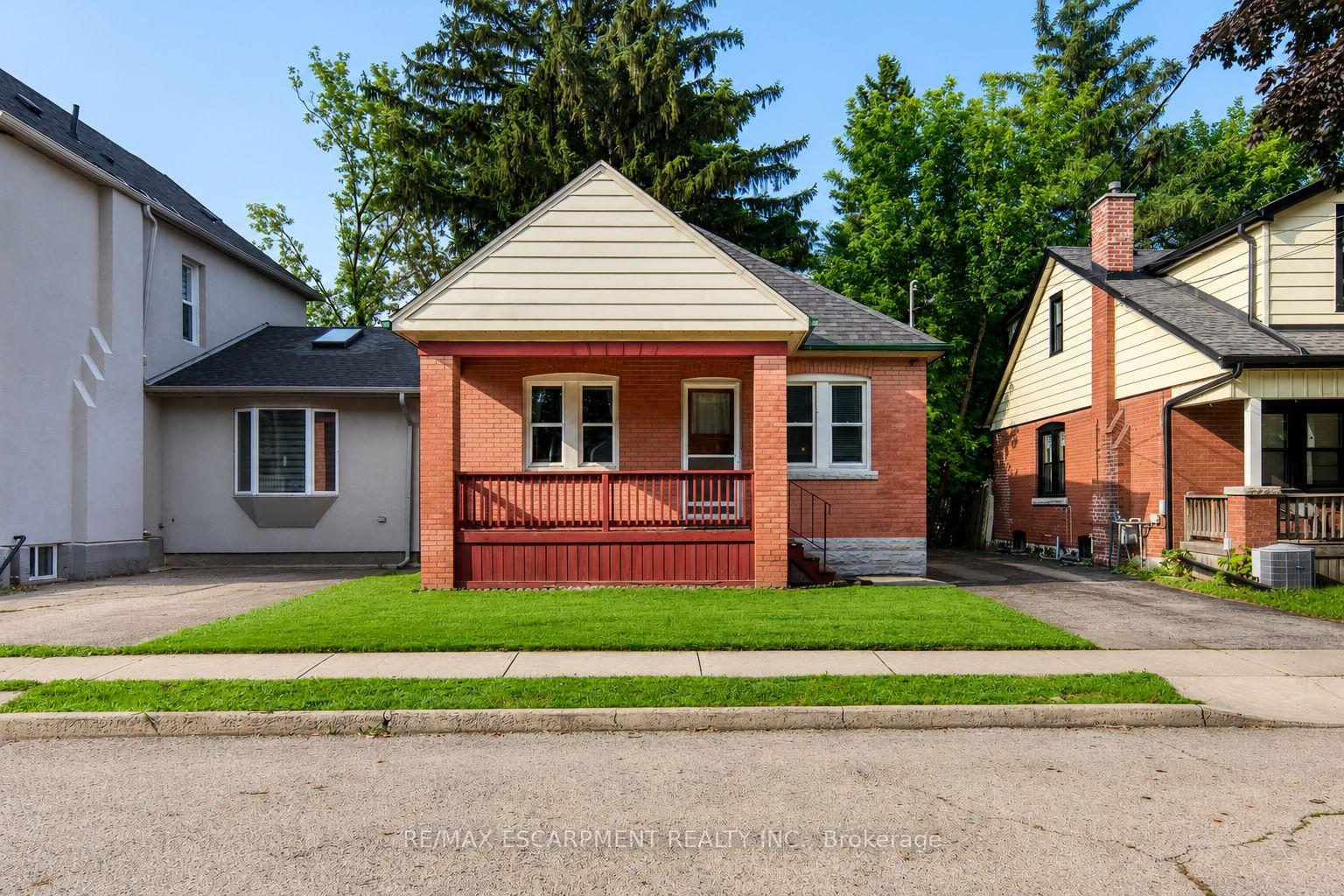 Photo 2 of 74 Royal Avenue, Hamilton, Ainslie Wood — HOMEH