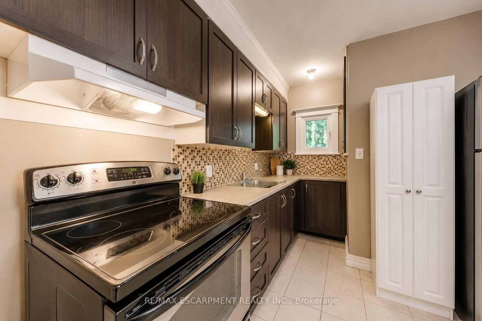 Photo 13 of 74 Royal Avenue, Hamilton, Ainslie Wood — HOMEH
