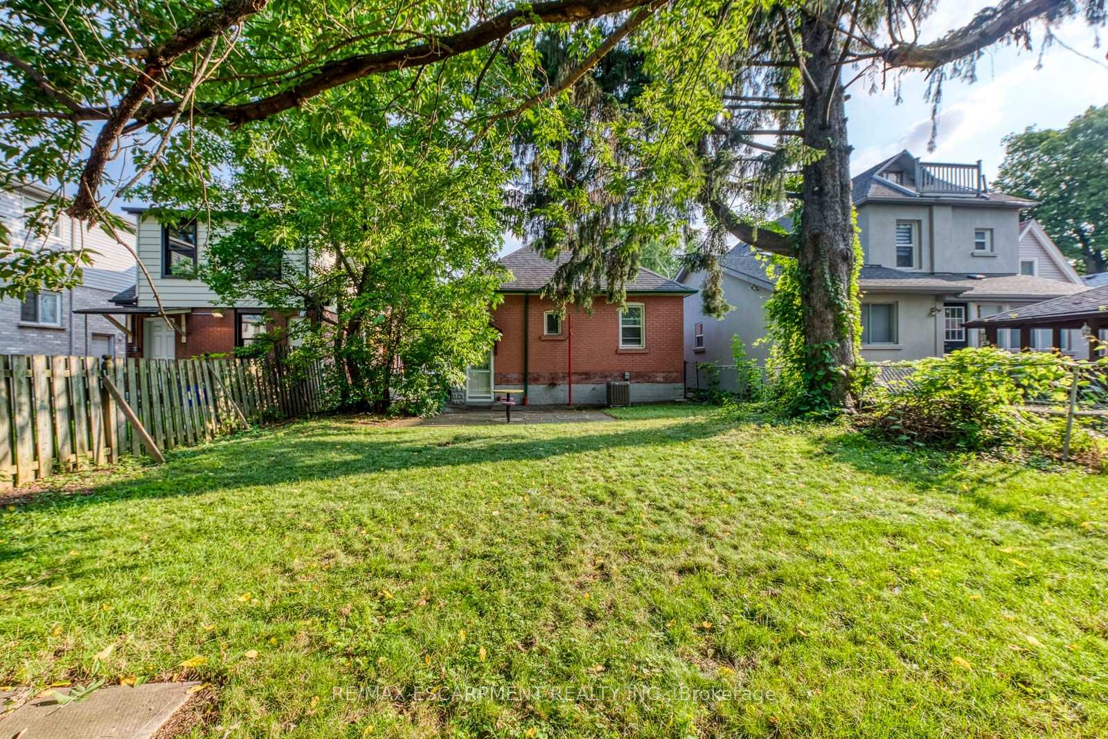 Photo 30 of 74 Royal Avenue, Hamilton, Ainslie Wood — HOMEH