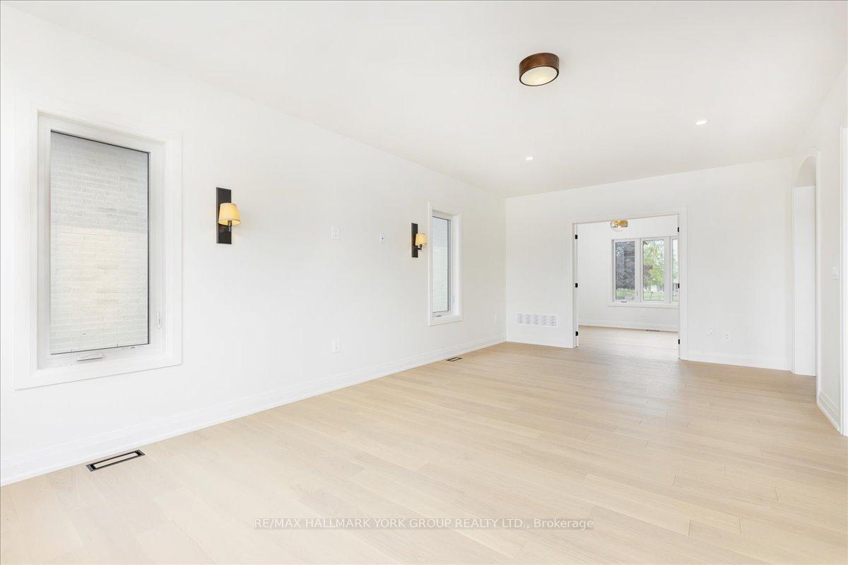 Photo 26 of 147 Lake Drive E, Georgina, Historic Lakeshore Communities — HOMEH