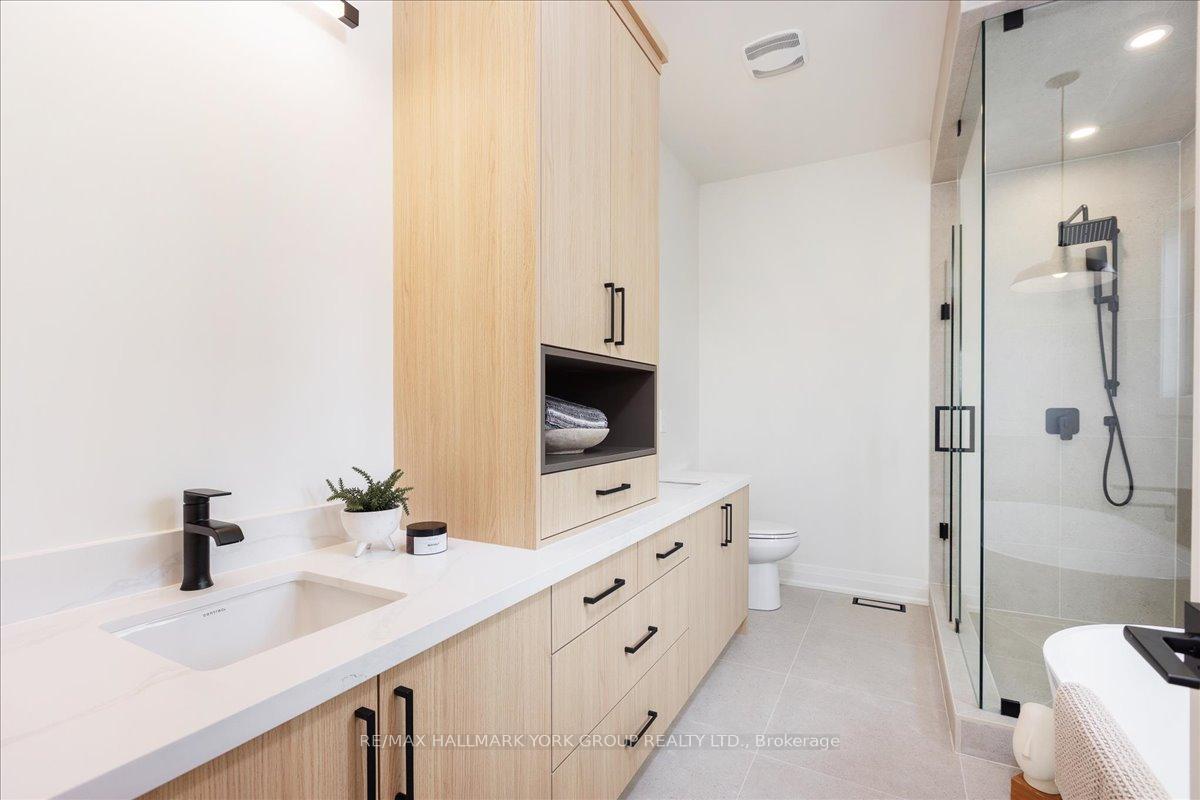Photo 30 of 147 Lake Drive E, Georgina, Historic Lakeshore Communities — HOMEH