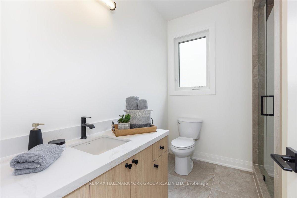 Photo 34 of 147 Lake Drive E, Georgina, Historic Lakeshore Communities — HOMEH