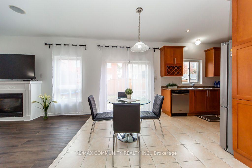 Photo 17 of 44 Haskell Avenue, Ajax, Northwest Ajax — HOMEH