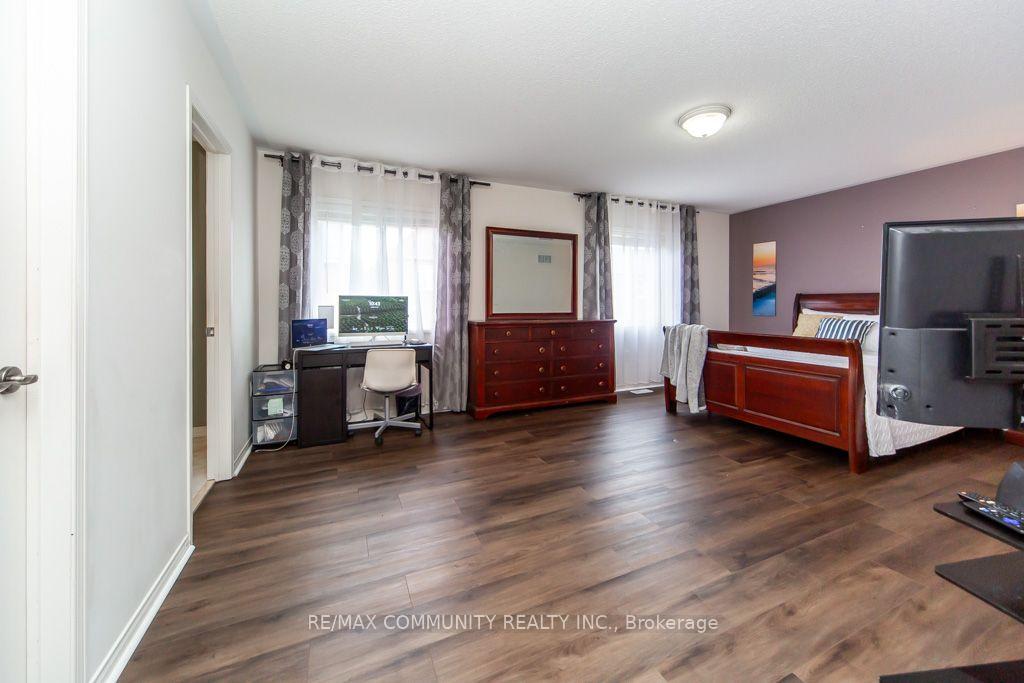 Photo 32 of 44 Haskell Avenue, Ajax, Northwest Ajax — HOMEH