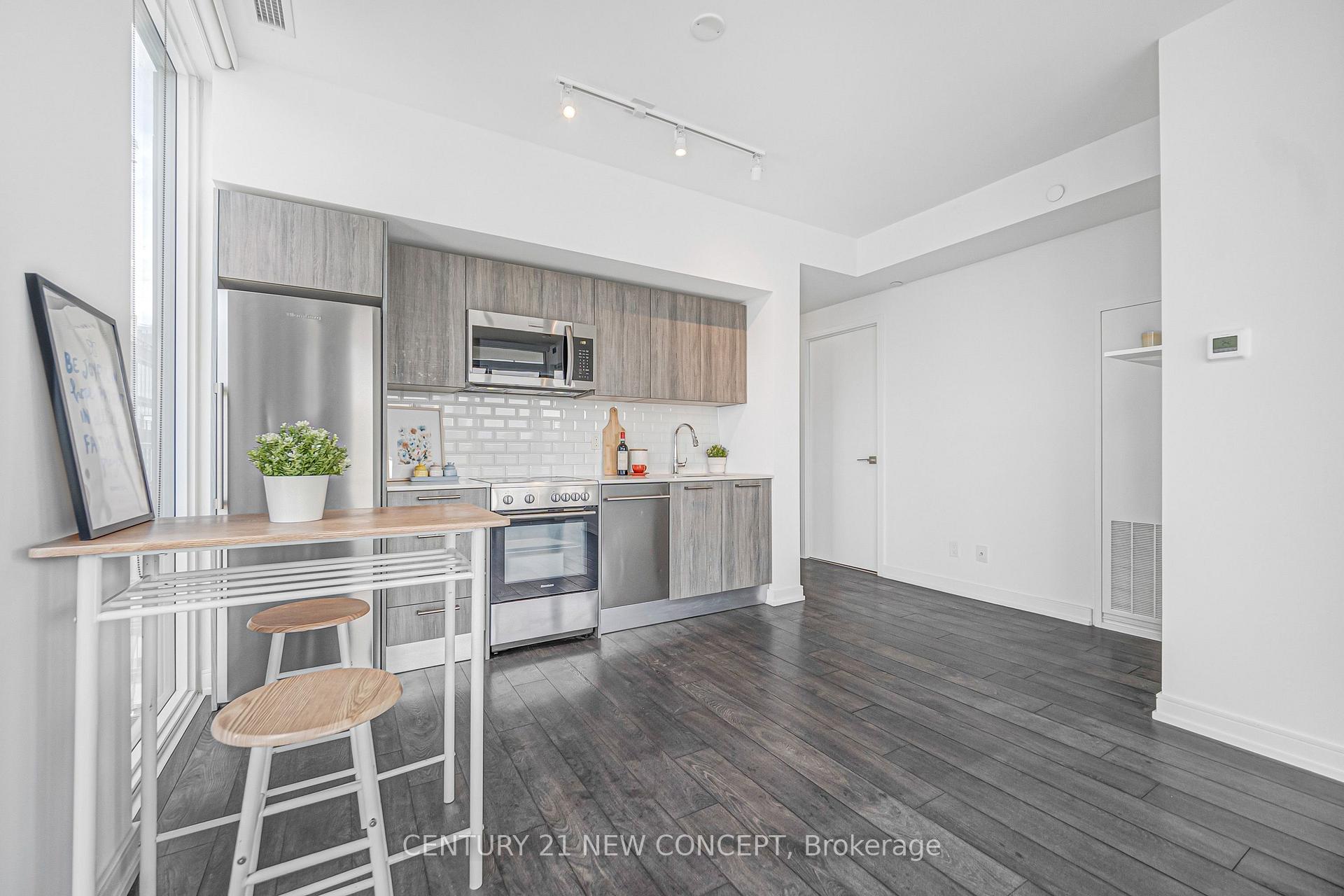 Photo 5 of Unit 1902, 28 Wellesley Street E, Toronto, Church-Yonge Corridor — HOMEH