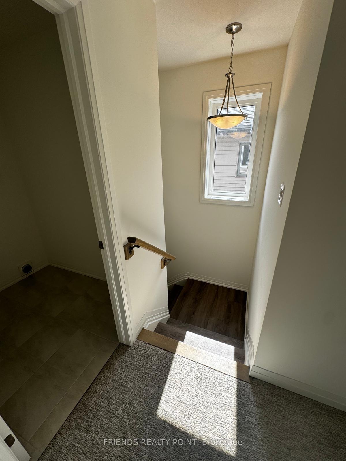 Photo 11 of 44 Samuel Avenue, Pelham, Fonthill — HOMEH