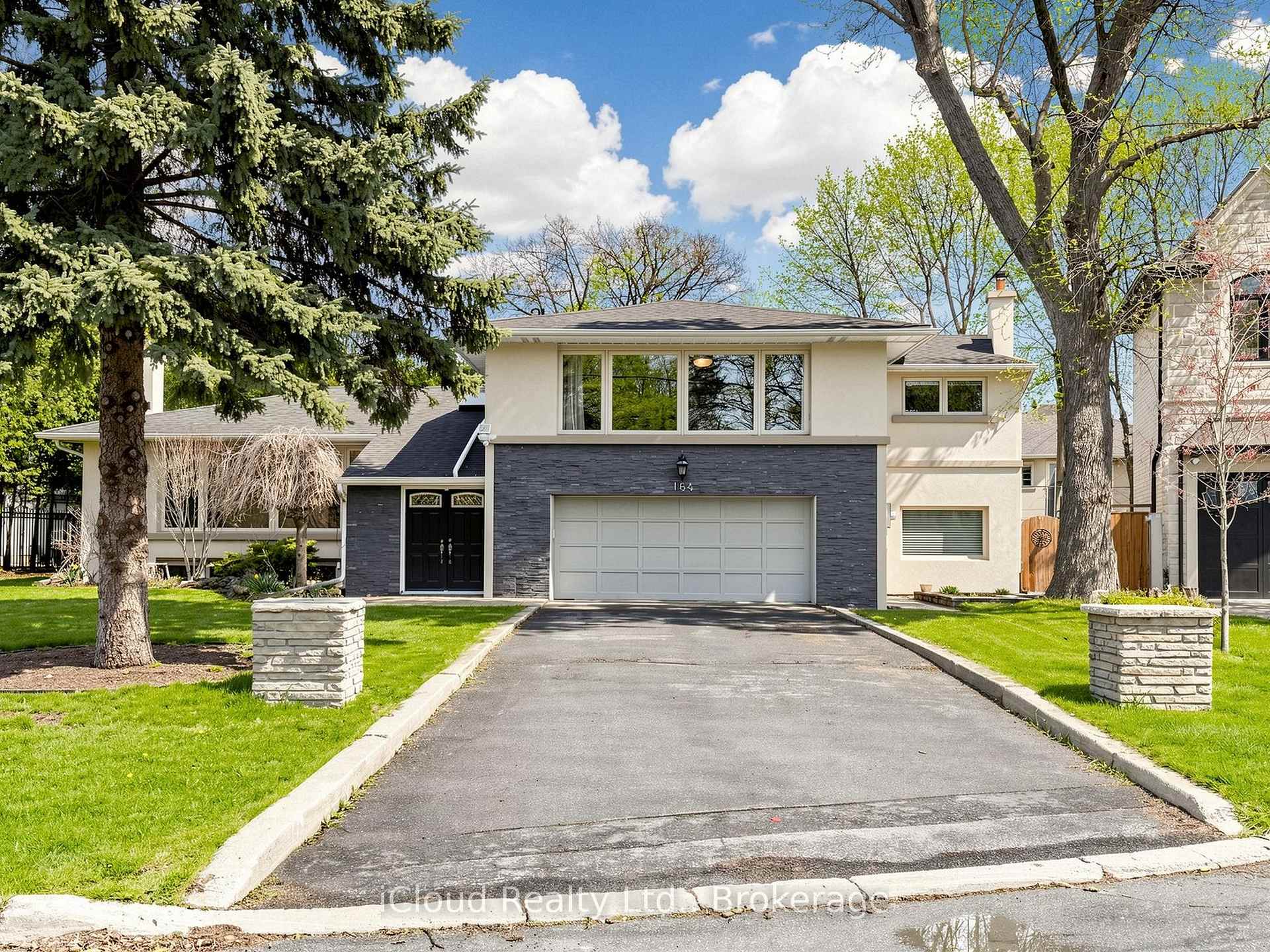 Photo 1 of 164 Munro Boulevard, North York, St. Andrew-Windfields — HOMEH