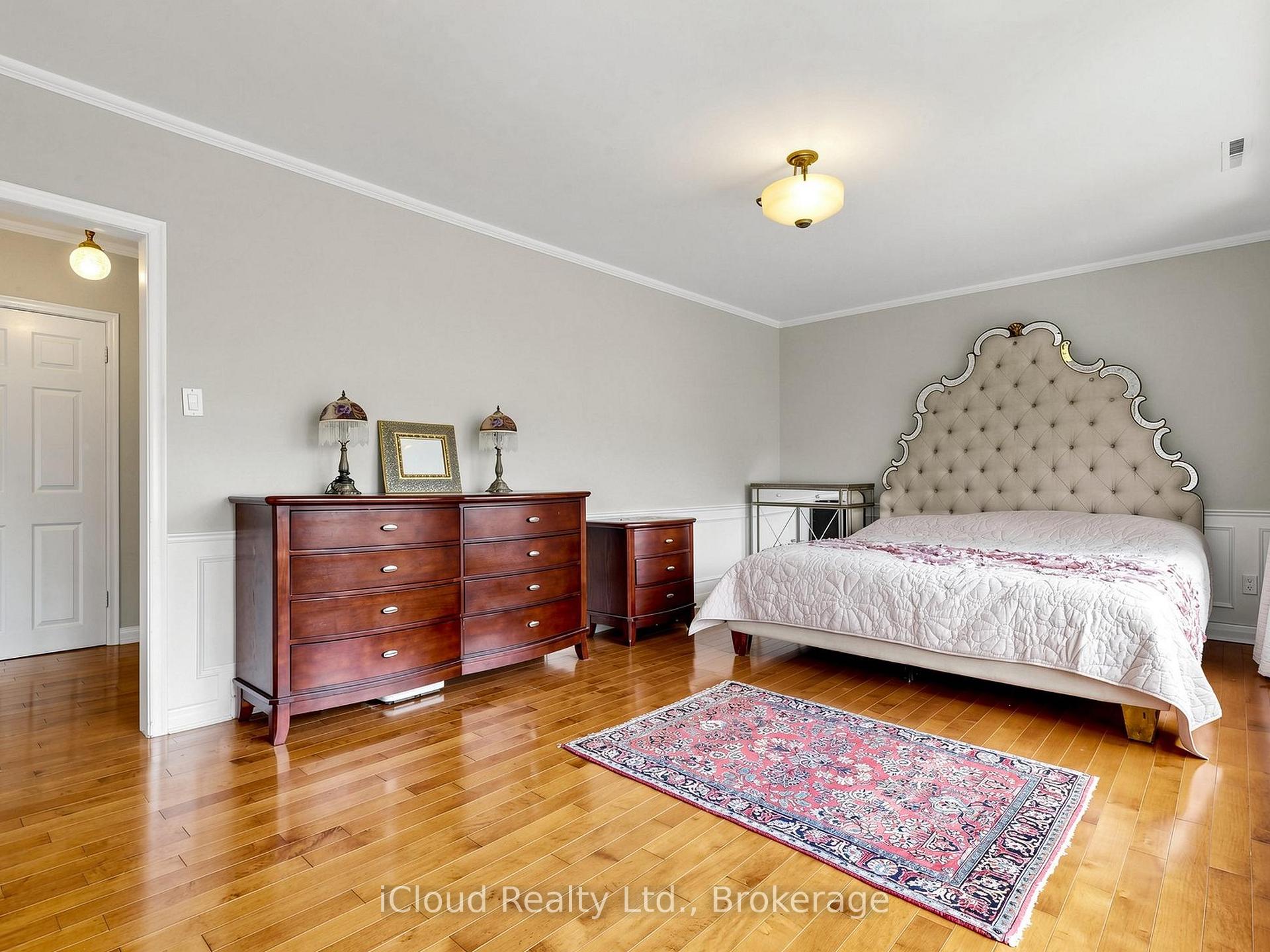 Photo 27 of 164 Munro Boulevard, North York, St. Andrew-Windfields — HOMEH