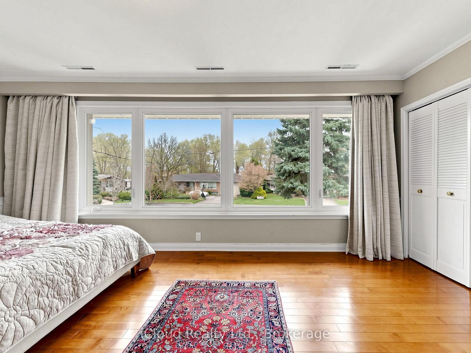 Photo 28 of 164 Munro Boulevard, North York, St. Andrew-Windfields — HOMEH