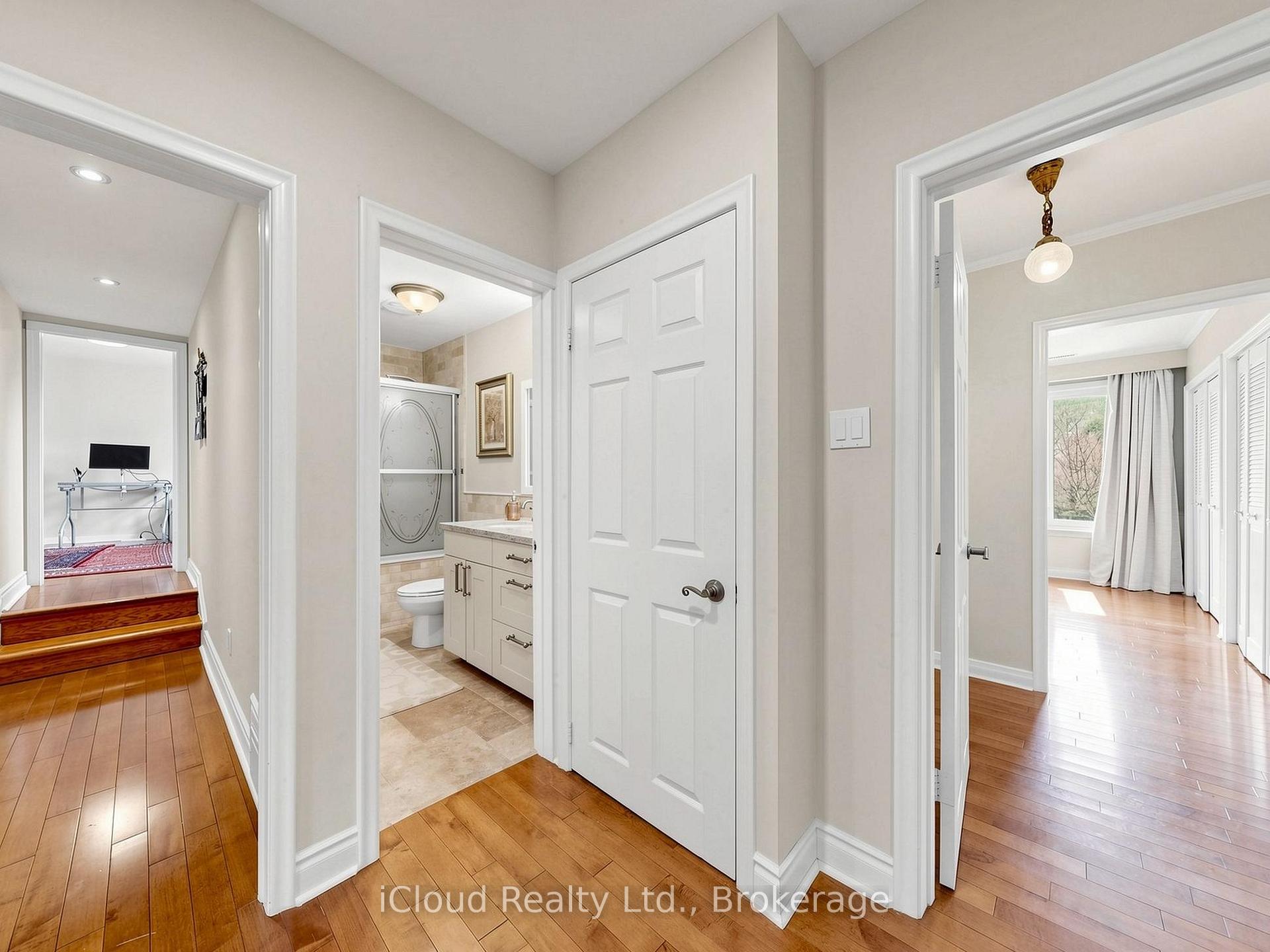 Photo 33 of 164 Munro Boulevard, North York, St. Andrew-Windfields — HOMEH