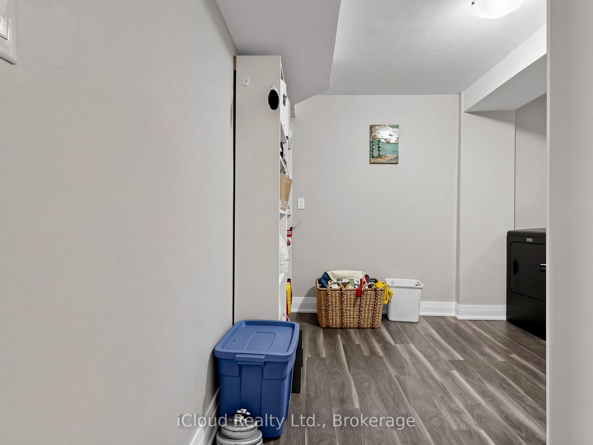 Photo 44 of 164 Munro Boulevard, North York, St. Andrew-Windfields — HOMEH