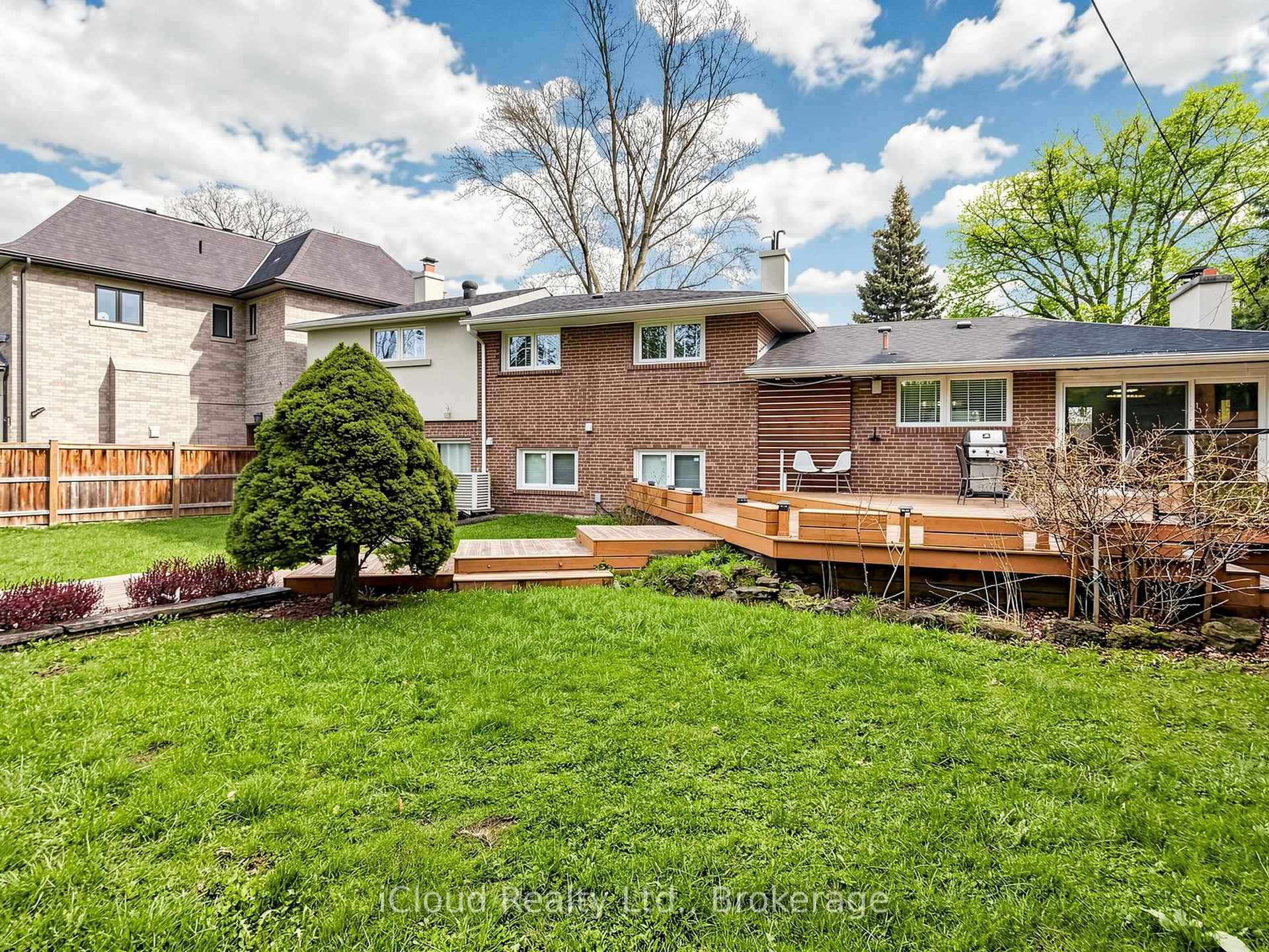 Photo 46 of 164 Munro Boulevard, North York, St. Andrew-Windfields — HOMEH