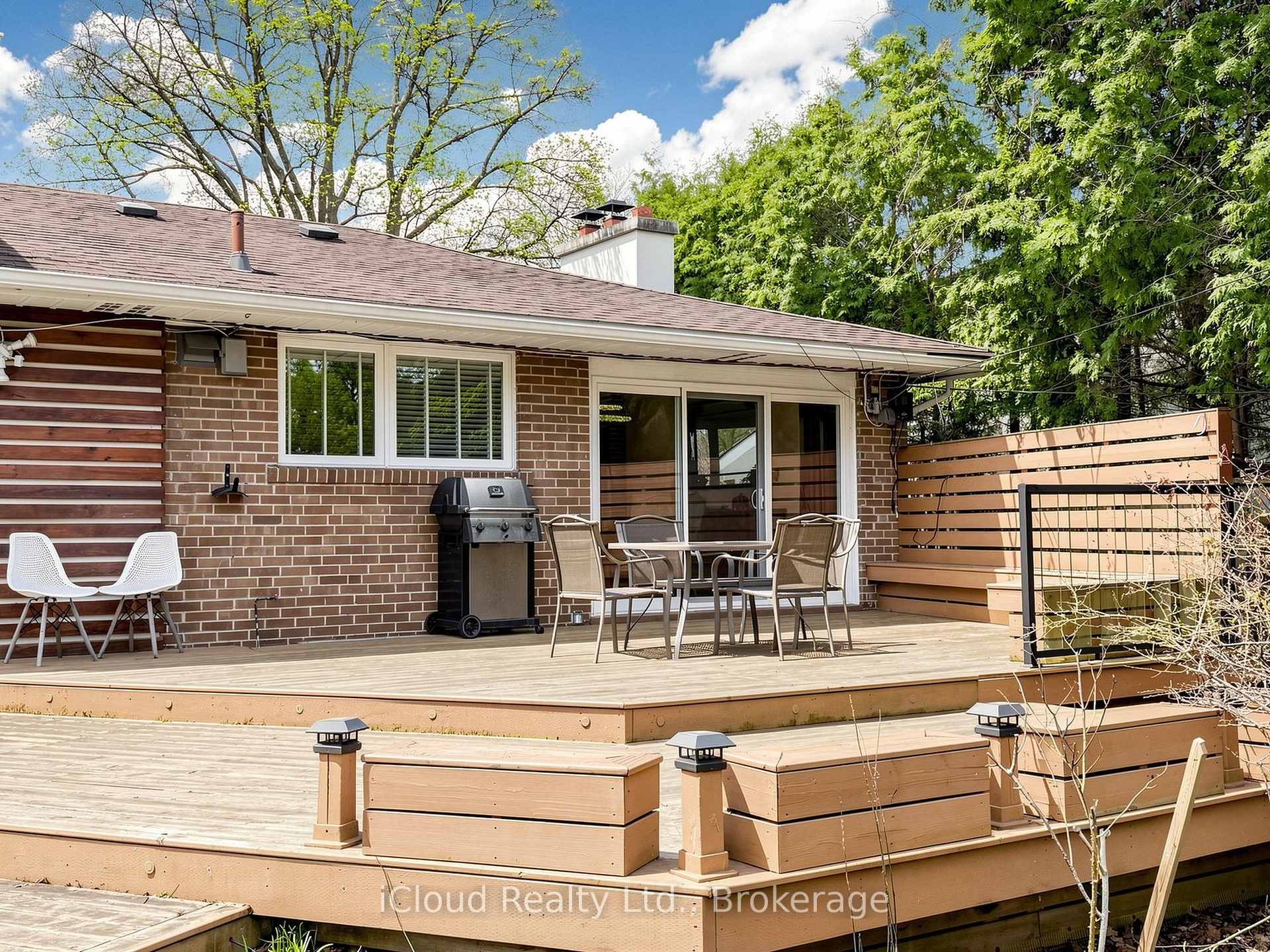 Photo 49 of 164 Munro Boulevard, North York, St. Andrew-Windfields — HOMEH