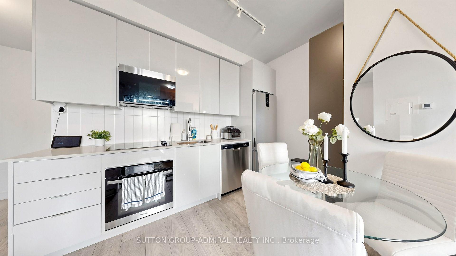 Photo 8 of Unit 1712, 2920 Highway 7 Road, Vaughan, Concord — HOMEH