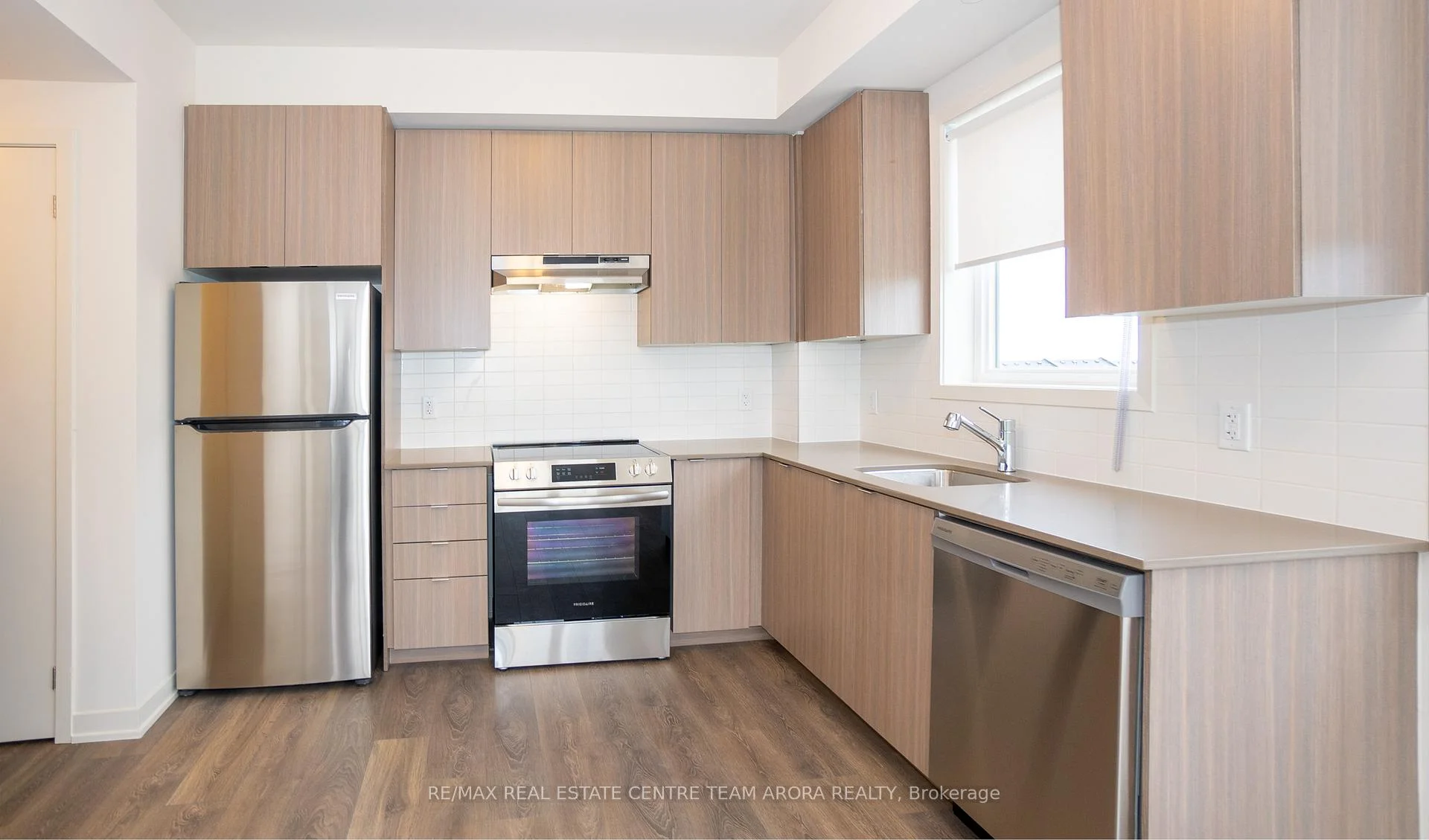 Photo 10 of Unit 405, 58 Sky harbour Drive, Brampton, Bram West — HOMEH