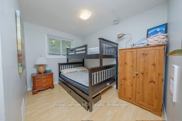 Photo 10 of 107 Seneca Street, Huron-Kinloss — HOMEH