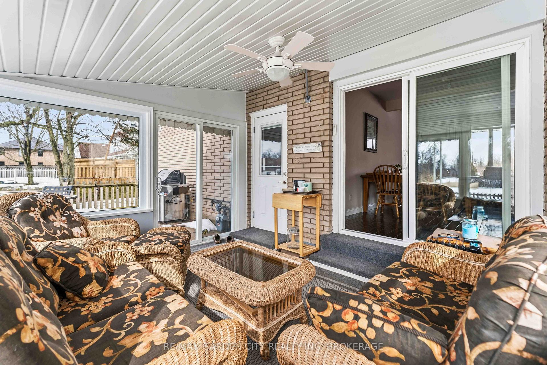 Photo 24 of 147 Cairns Crescent, Fort Erie, Bowen — HOMEH