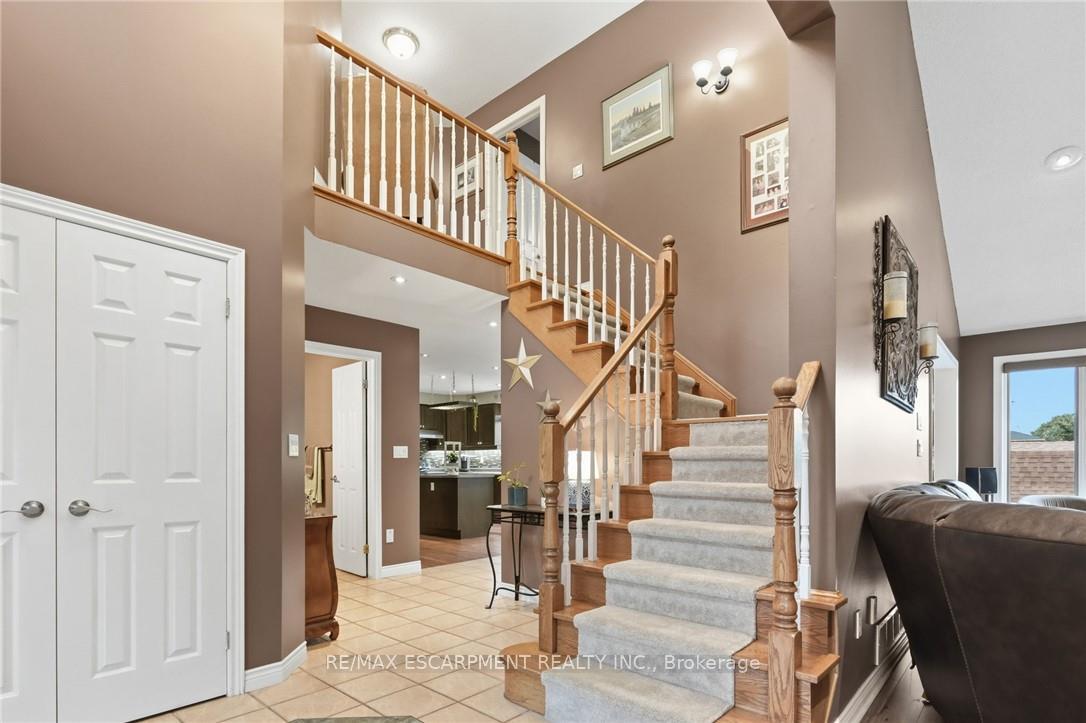Photo 17 of 5 Manor Crescent, Grimsby, Grimsby East — HOMEH