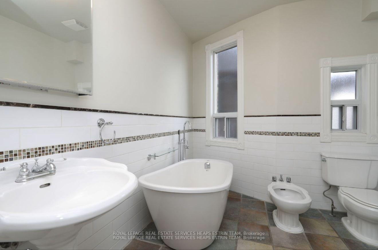 Photo 60 of Unit Upper, 476 Euclid Avenue, Toronto, Palmerston-Little Italy — HOMEH