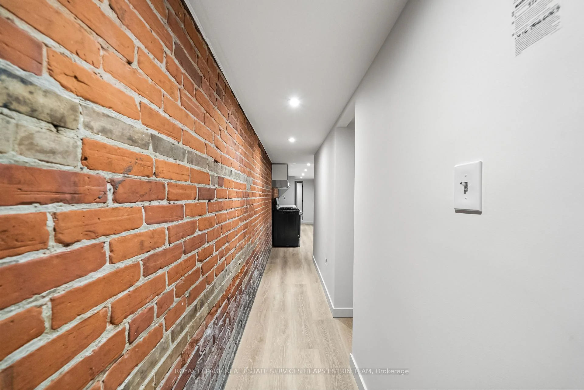 Photo 24 of Unit Upper, 476 Euclid Avenue, Toronto, Palmerston-Little Italy — HOMEH