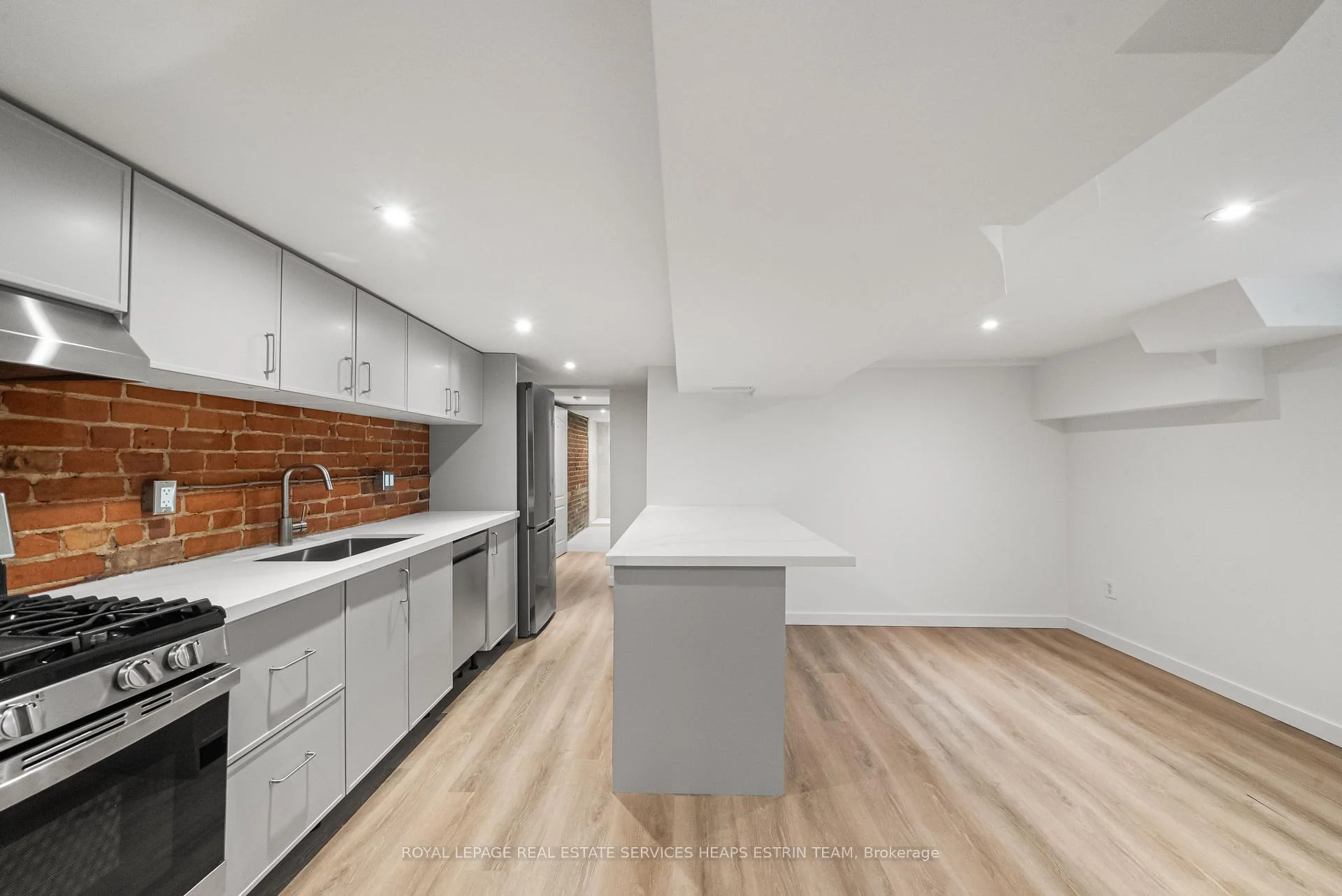 Photo 29 of Unit Upper, 476 Euclid Avenue, Toronto, Palmerston-Little Italy — HOMEH