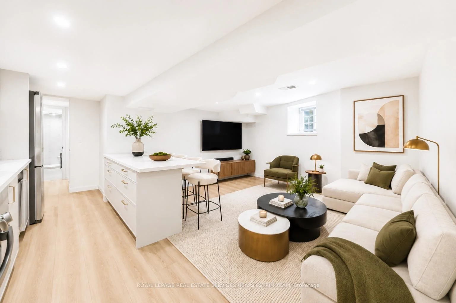Photo 31 of Unit Upper, 476 Euclid Avenue, Toronto, Palmerston-Little Italy — HOMEH