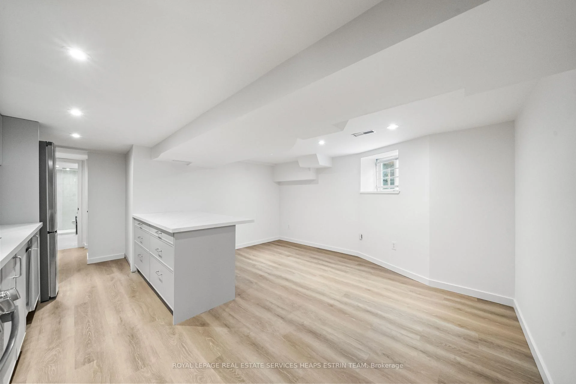 Photo 35 of Unit Upper, 476 Euclid Avenue, Toronto, Palmerston-Little Italy — HOMEH
