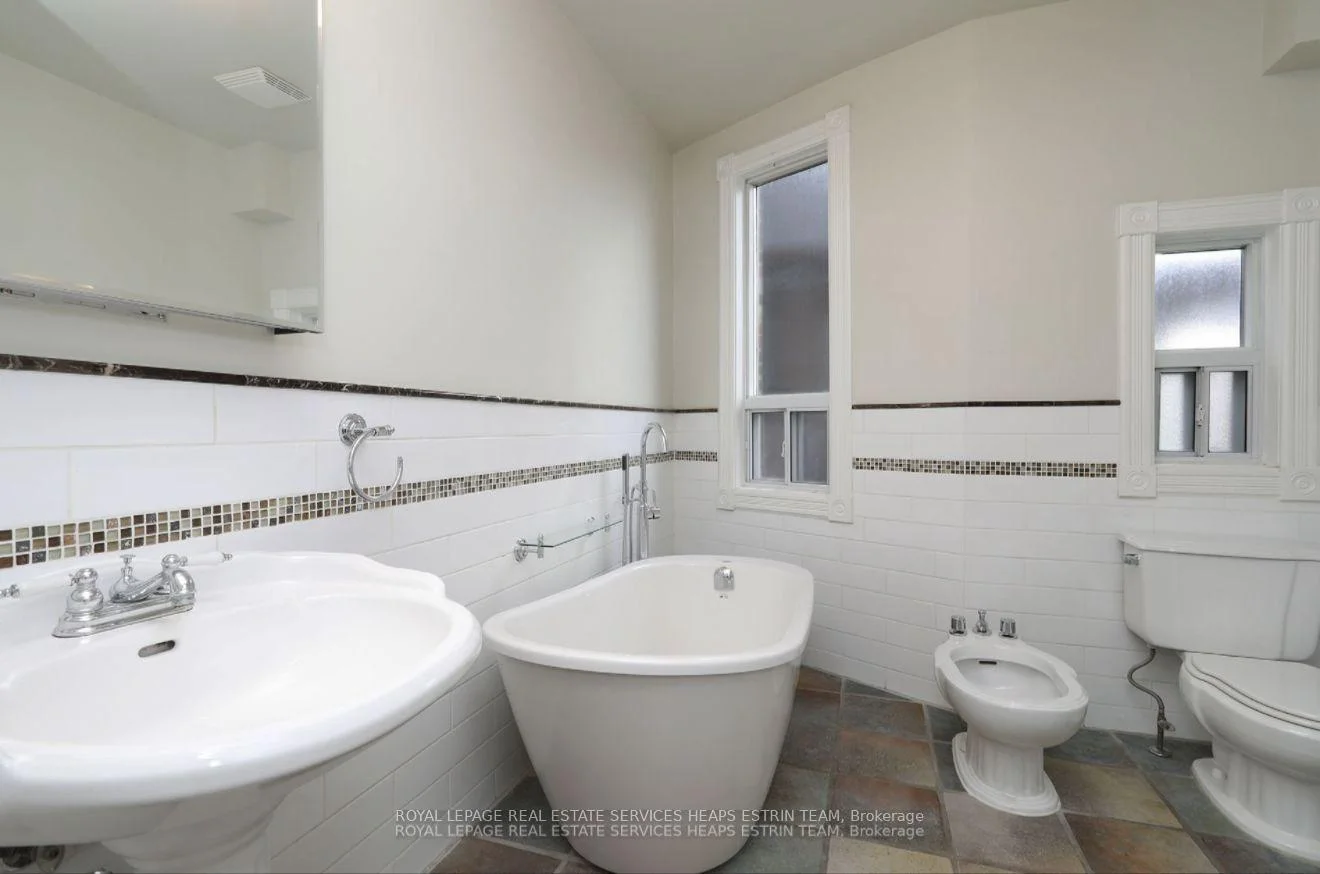 Photo 66 of Unit Upper, 476 Euclid Avenue, Toronto, Palmerston-Little Italy — HOMEH