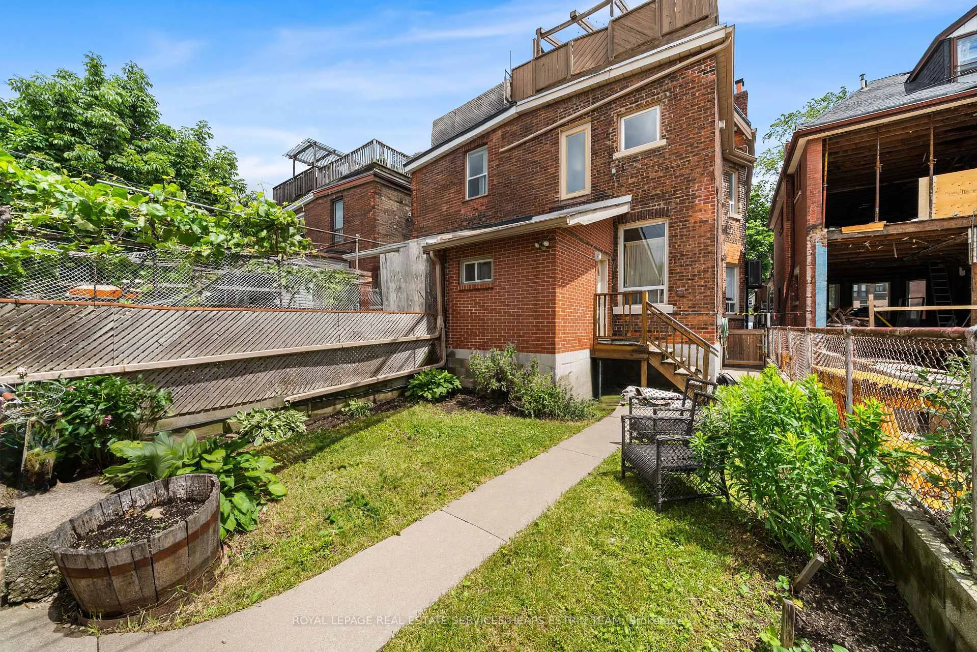 Photo 94 of Unit Upper, 476 Euclid Avenue, Toronto, Palmerston-Little Italy — HOMEH