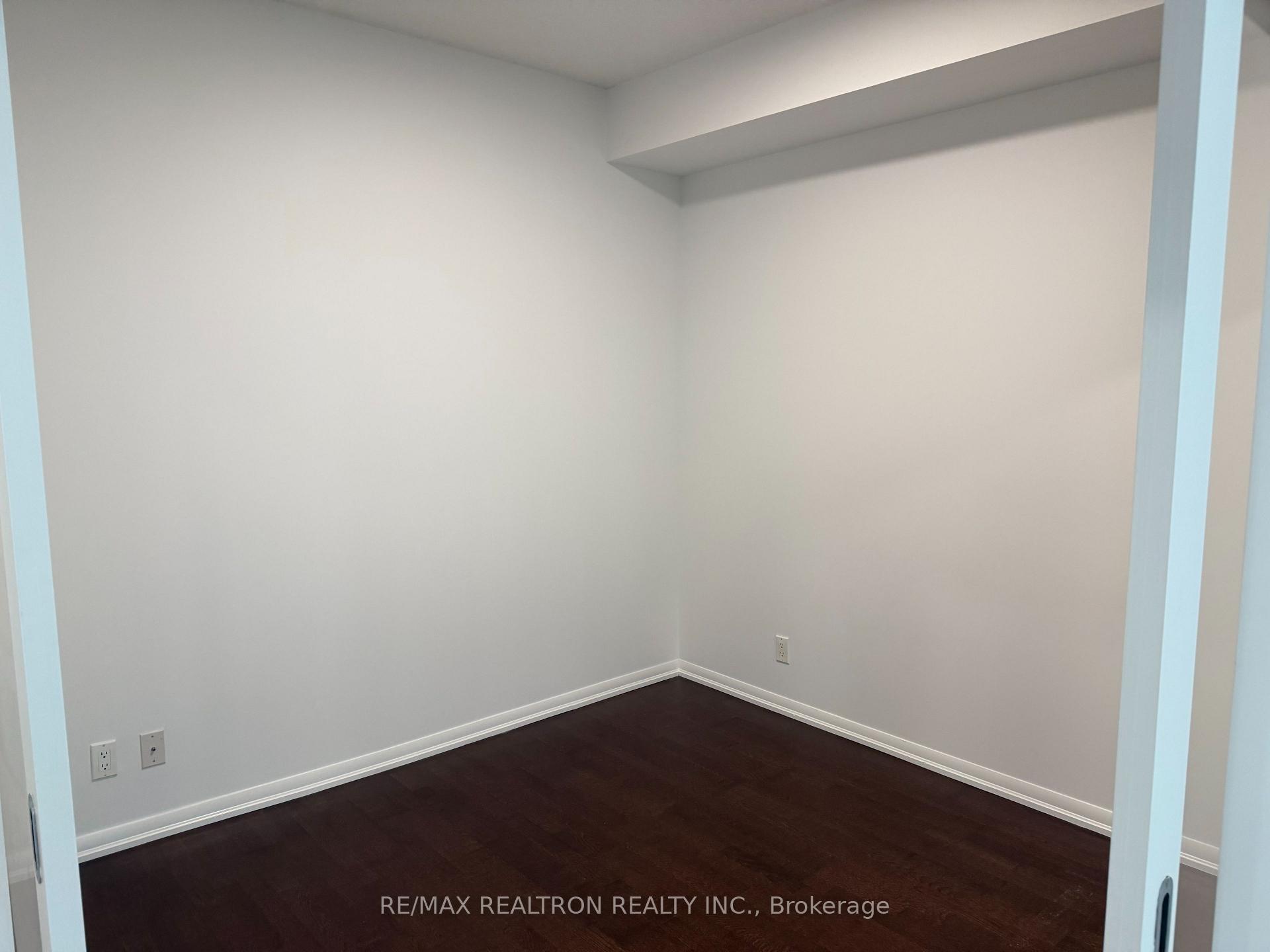 Photo 13 of Unit 1301, 832 Bay Street, Toronto, Bay Street Corridor — HOMEH