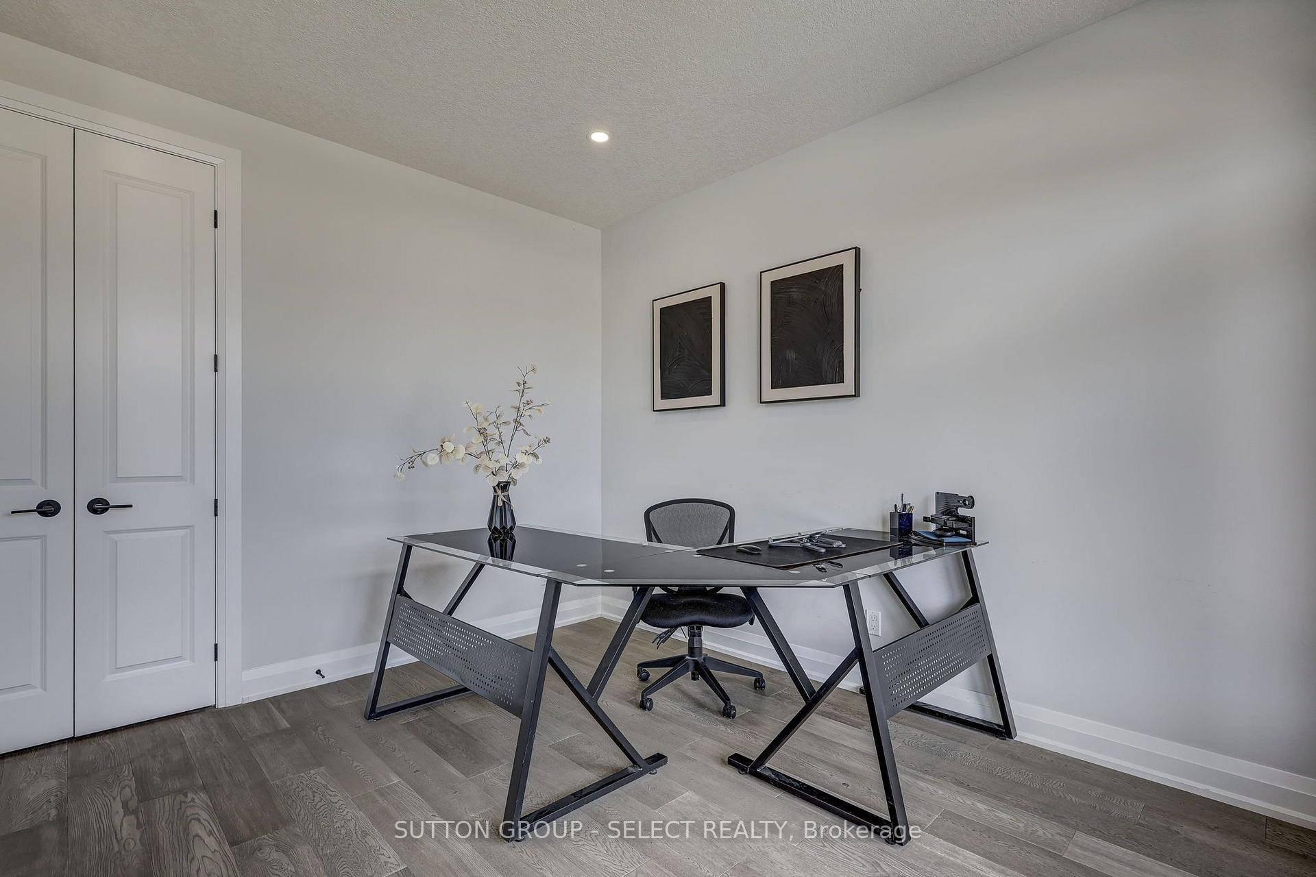 Photo 3 of Unit 77, 383 Daventry Way, Middlesex Centre, Kilworth — HOMEH