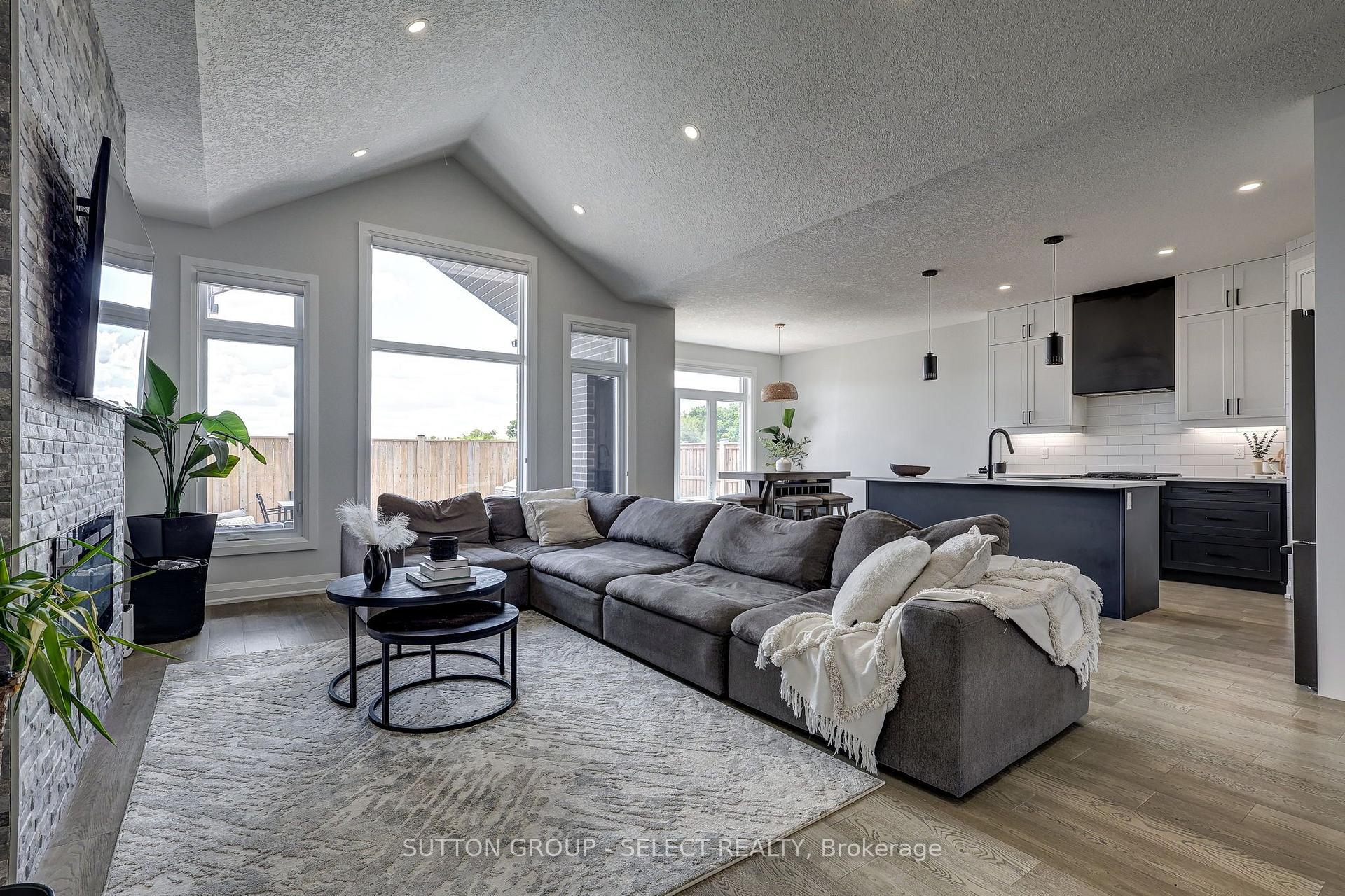 Photo 12 of Unit 77, 383 Daventry Way, Middlesex Centre, Kilworth — HOMEH