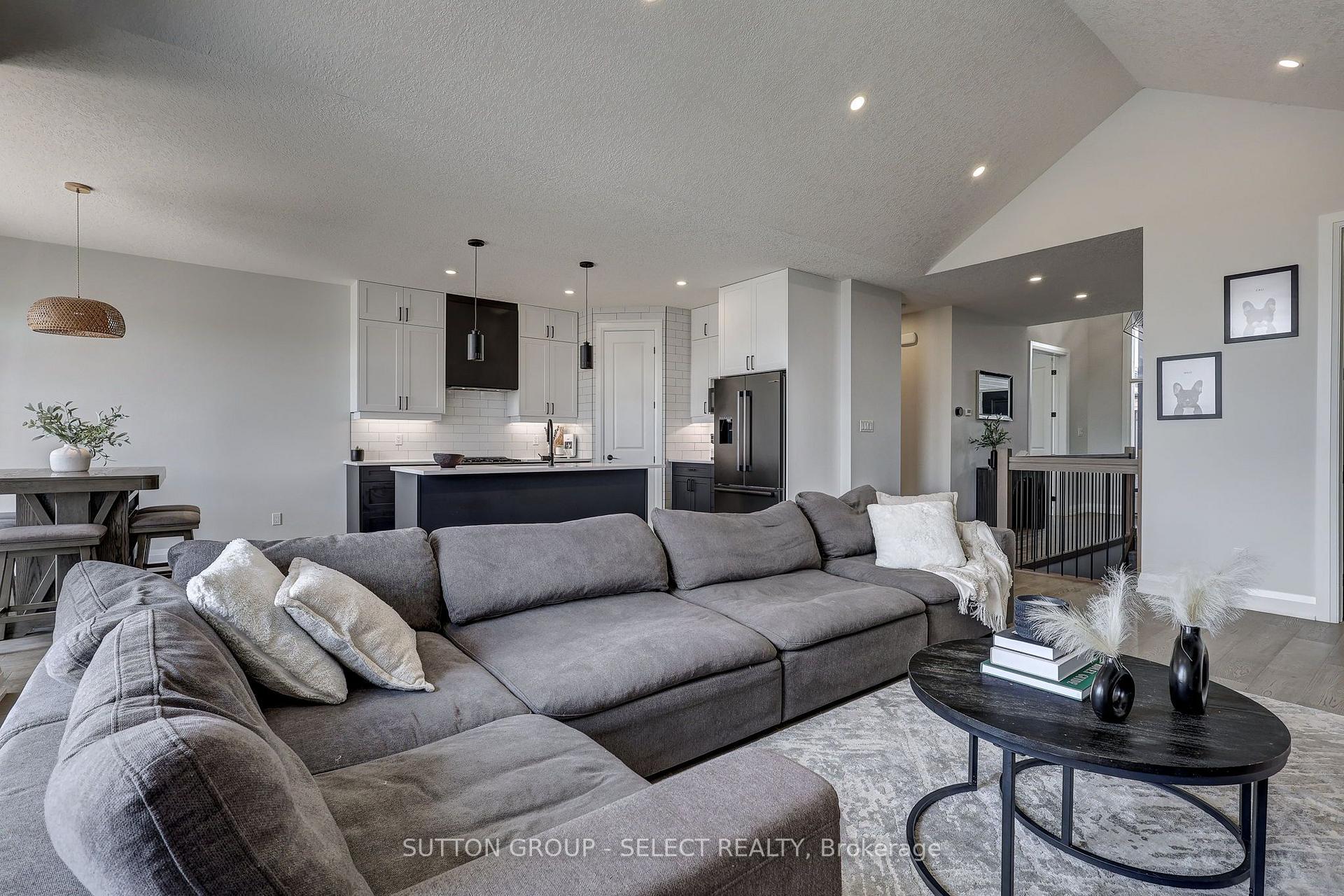 Photo 13 of Unit 77, 383 Daventry Way, Middlesex Centre, Kilworth — HOMEH