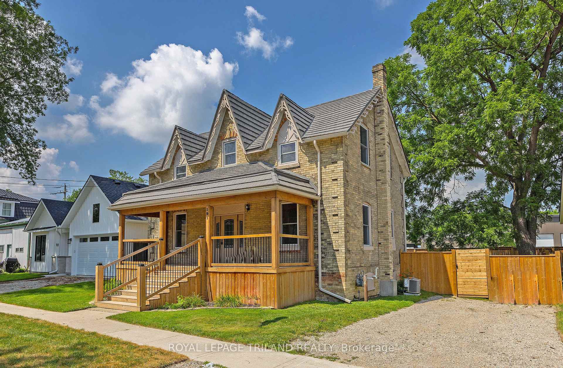 Photo 2 of 191 Catherine Street, North Middlesex, Parkhill — HOMEH