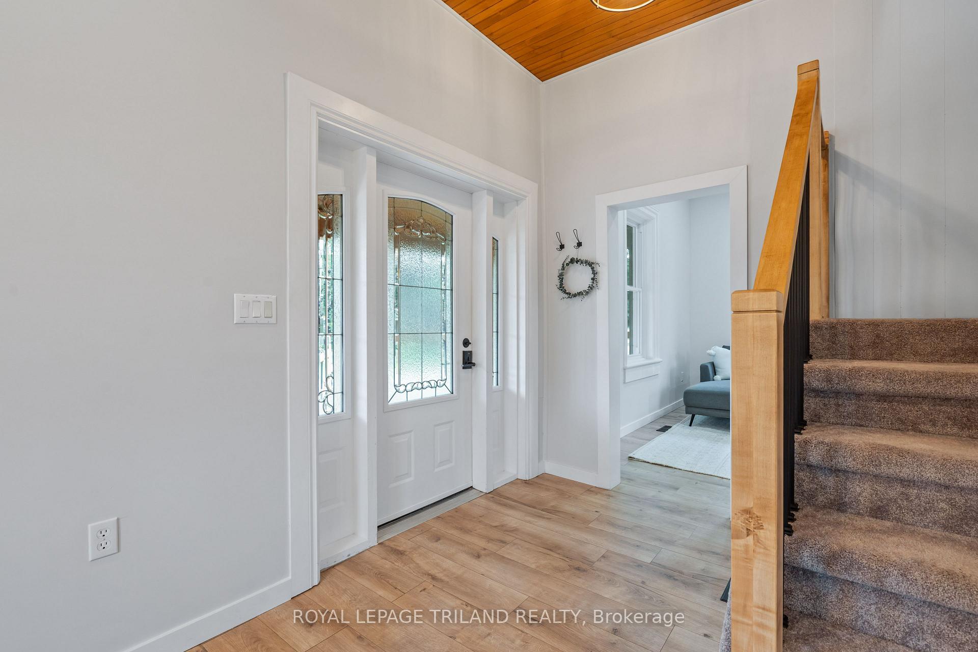 Photo 5 of 191 Catherine Street, North Middlesex, Parkhill — HOMEH