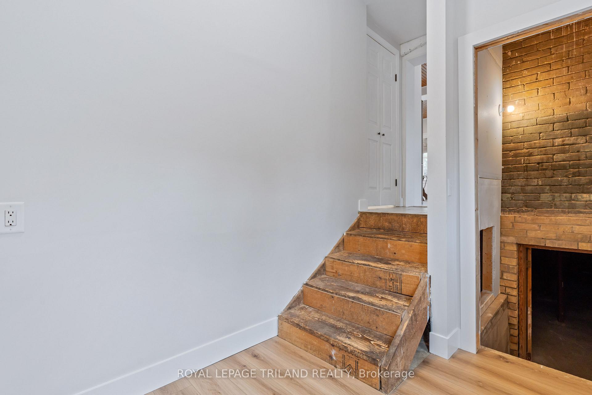 Photo 26 of 191 Catherine Street, North Middlesex, Parkhill — HOMEH